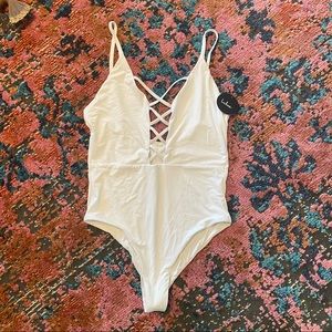 NWT Lulus Myrtle Beach Lace-Up One-piece Bathing Suit (White) (Medium)